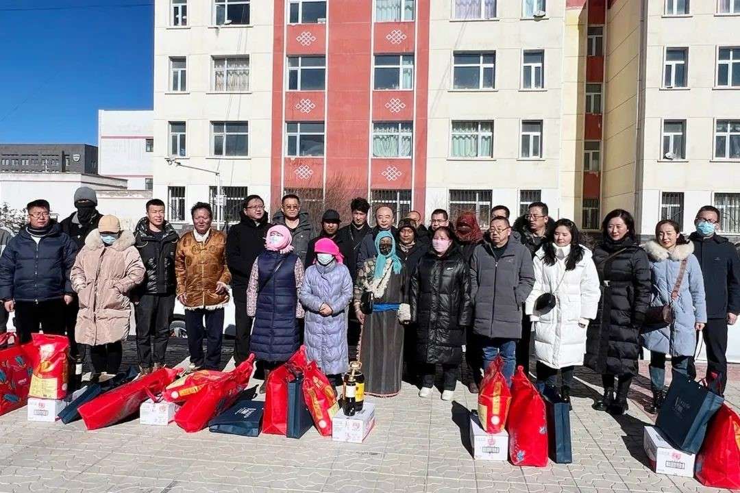 1709169996955679.jpg 4.jpg